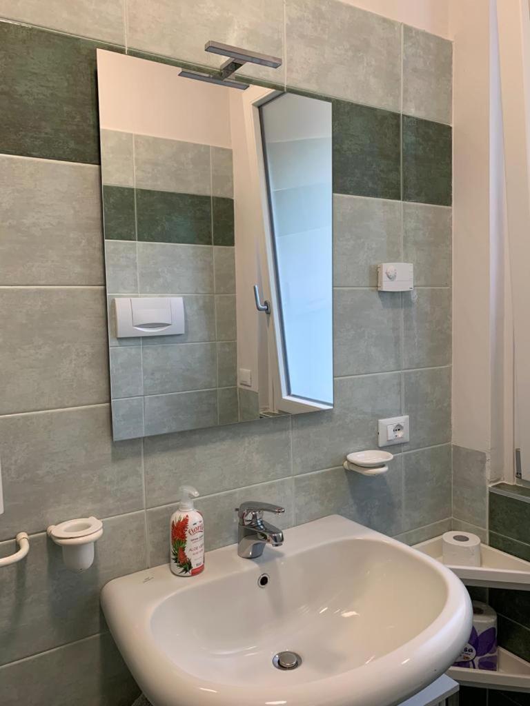 Villa Molino Moniga del Garda Habitación foto
